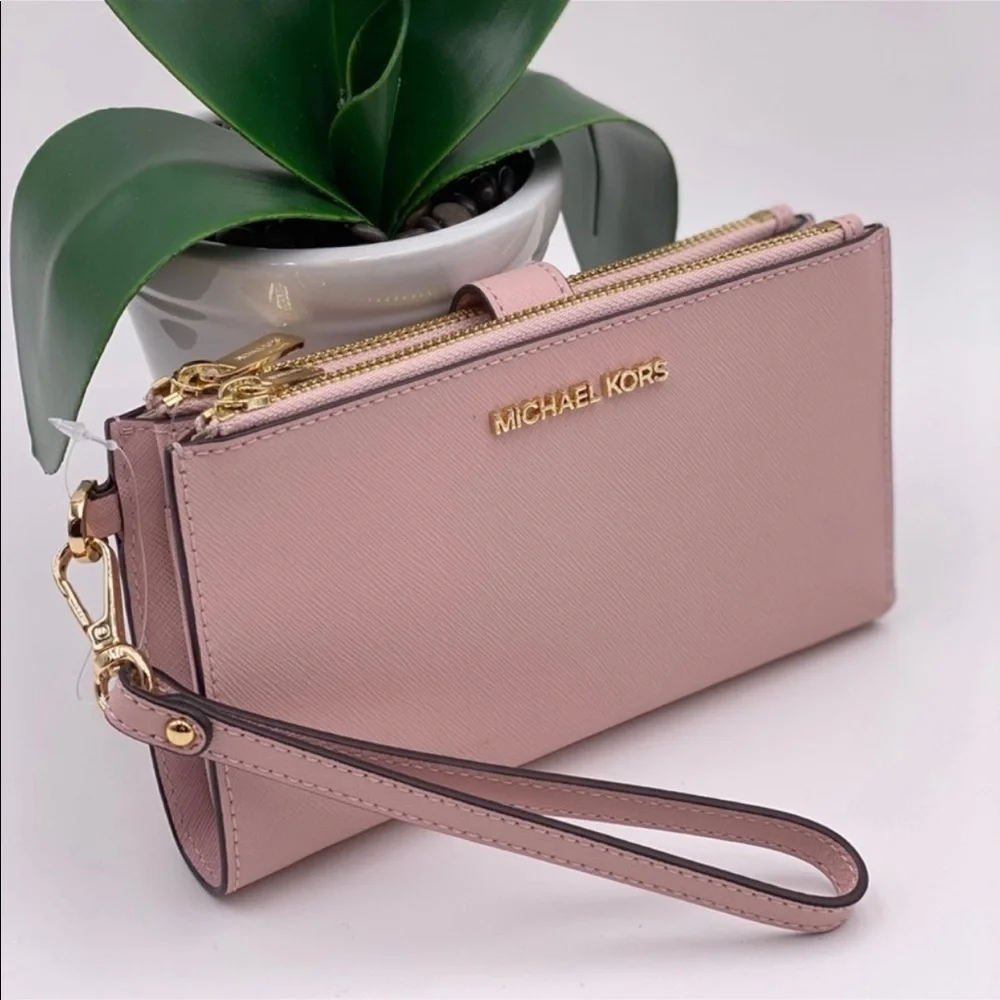Michael Kors Wallet Wristlet
DoubleZip Pink - Picture 7 of 8